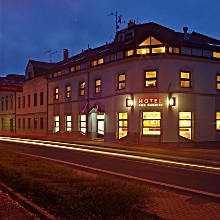 Hotel Pod Radnici Šumperk エクステリア 写真