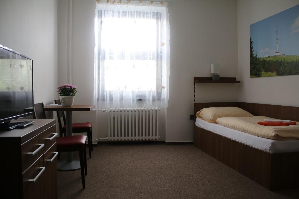 Hotel Pod Radnici Šumperk エクステリア 写真